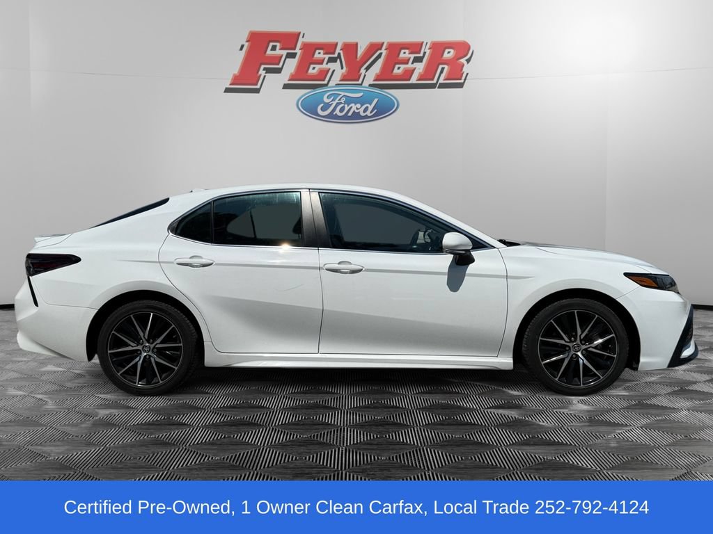 Used 2023 Toyota Camry SE FWD image 6