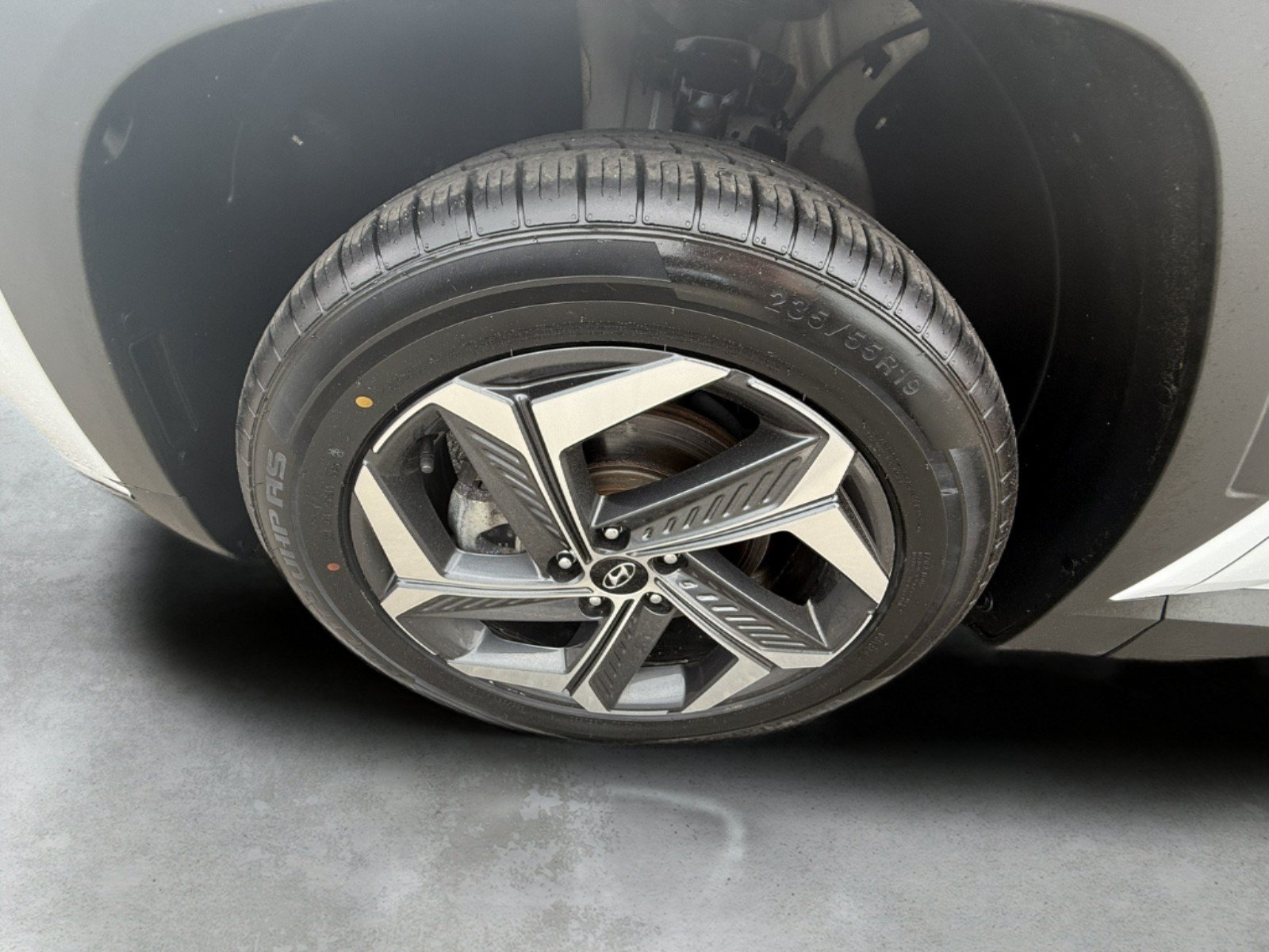 Used 2022 Hyundai Tucson Limited AWD/4WD image 12