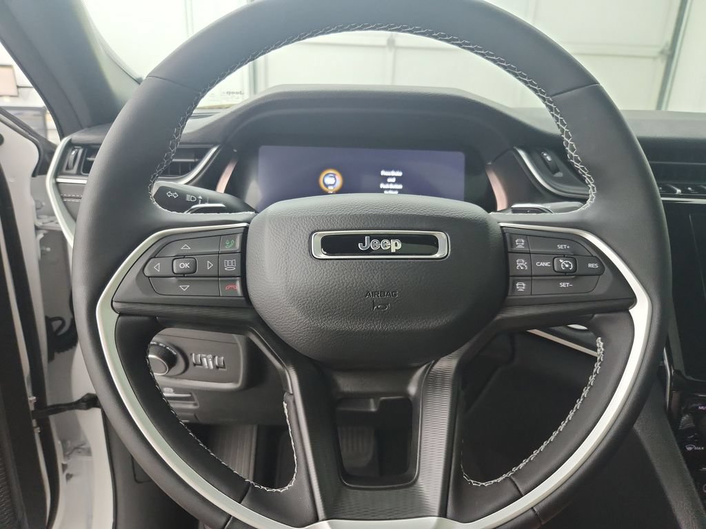 New 2026 Jeep Grand Cherokee Laredo X AWD/4WD image 21