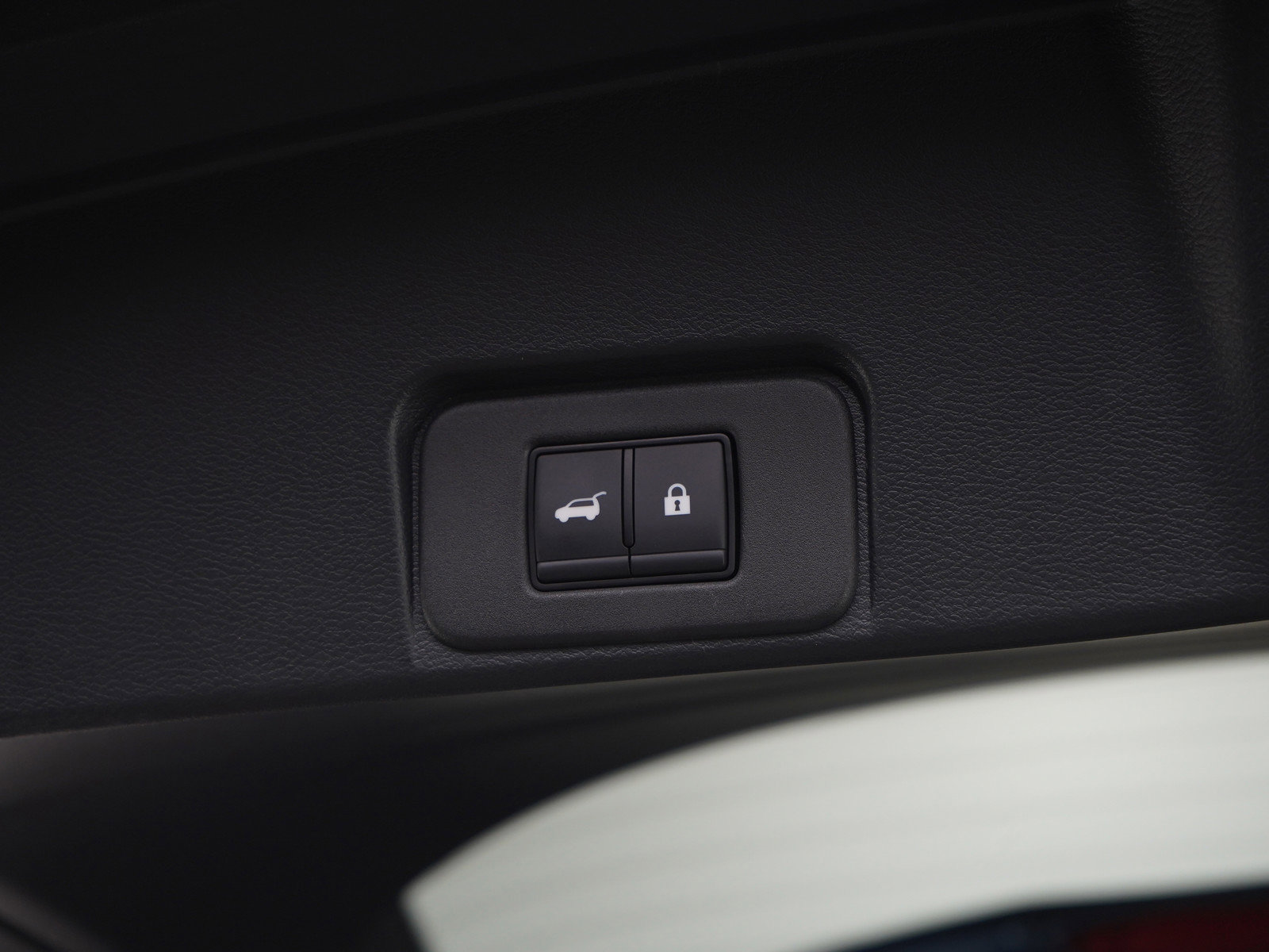 Used 2024 Nissan Rogue SL image 11