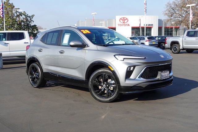 Used 2024 Buick Encore GX Sport Touring image 6