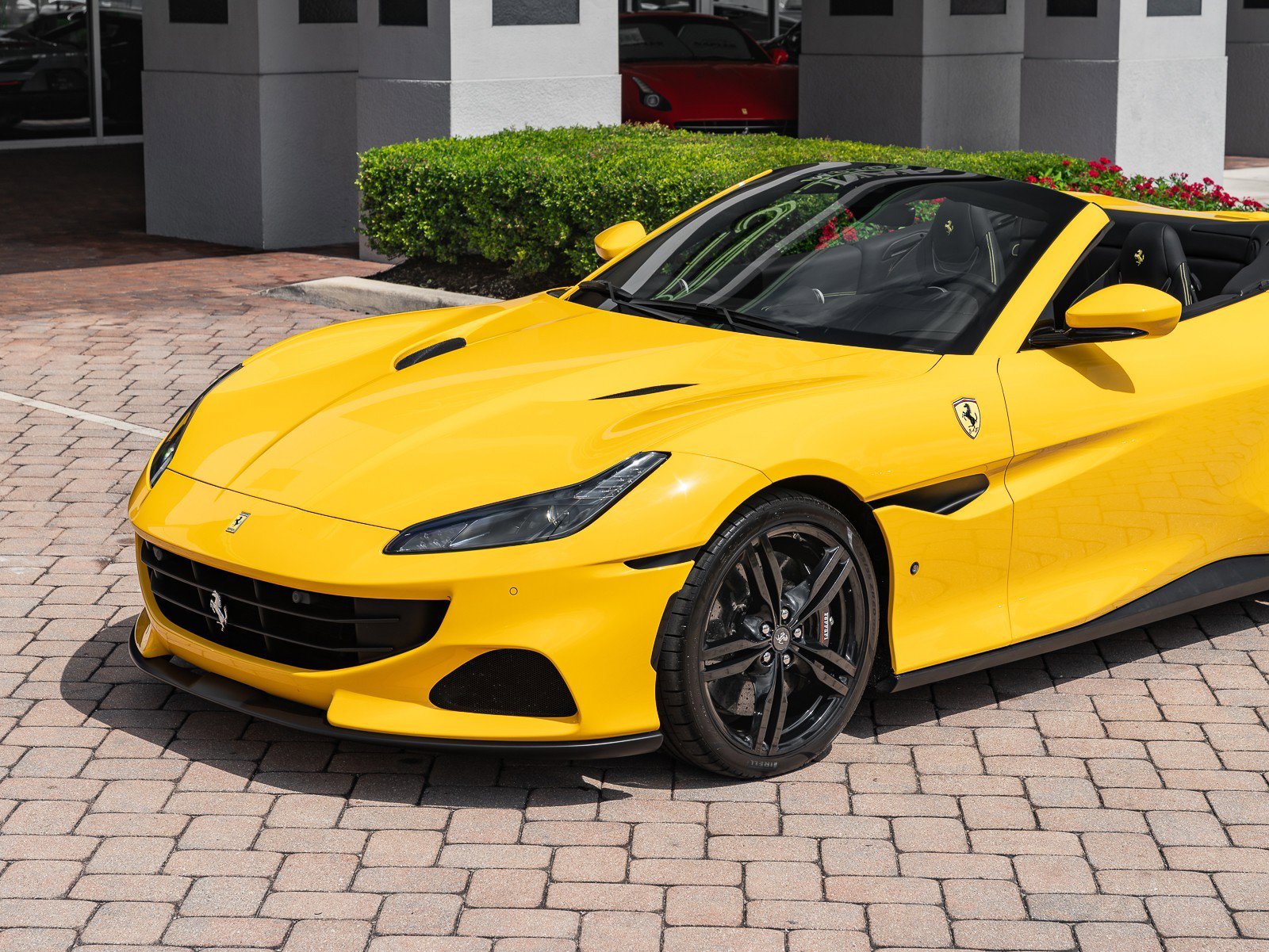 Used 2022 Ferrari Portofino M image 7