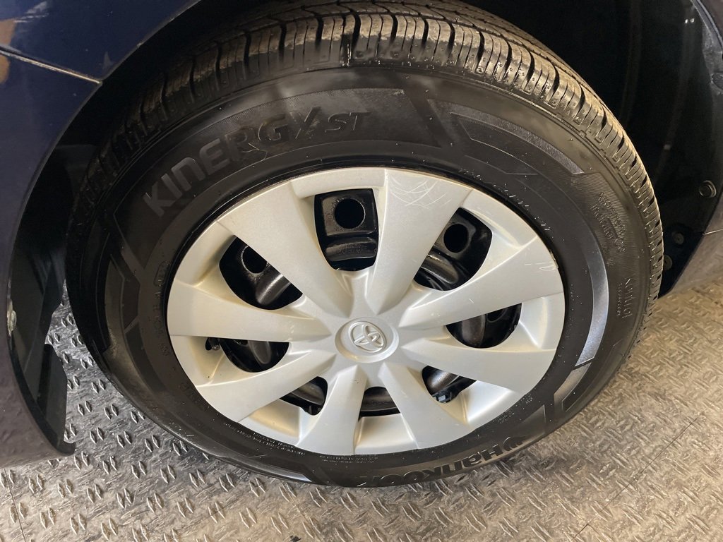 Used 2011 Toyota Corolla LE image 4