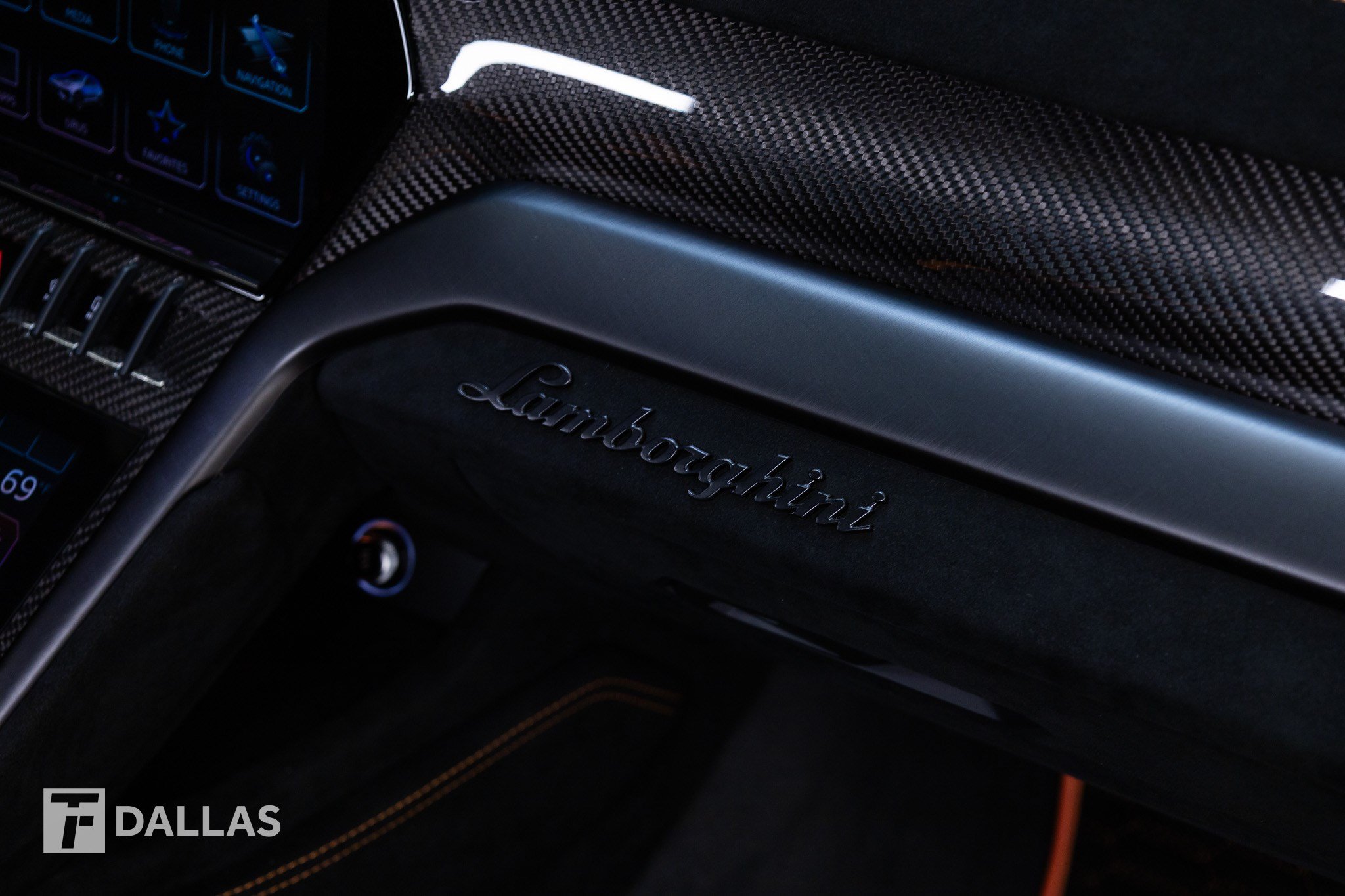 Used 2023 Lamborghini Urus Performante AWD/4WD image 53
