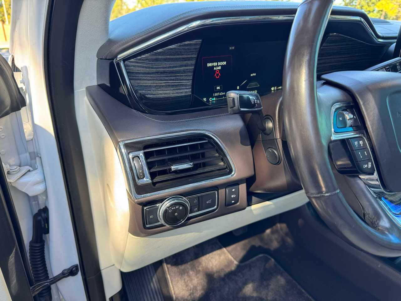 Used 2018 Lincoln Navigator Black Label w/ Cargo Package image 34