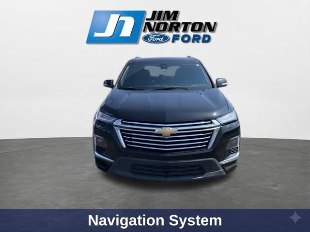Used 2023 Chevrolet Traverse Premier AWD/4WD image 3