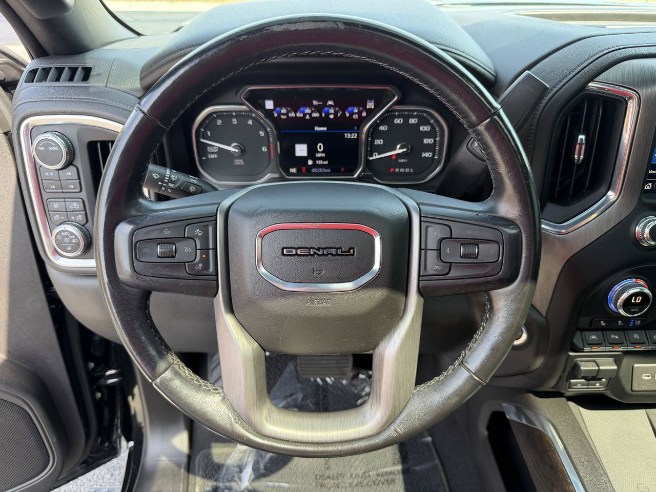 Used 2020 GMC Sierra 1500 Denali w/ Denali Ultimate Package AWD/4WD image 32