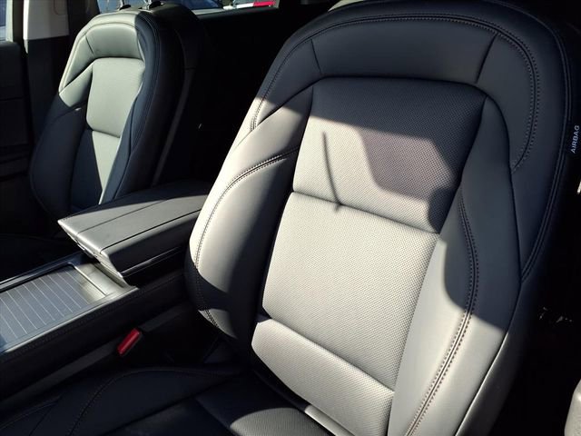 New 2026 Lincoln Nautilus Premier w/ Jet Appearance Package image 8