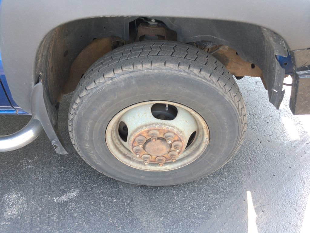 Used 2003 Chevrolet Silverado 3500 LS w/ Skid Plate Package AWD/4WD image 26