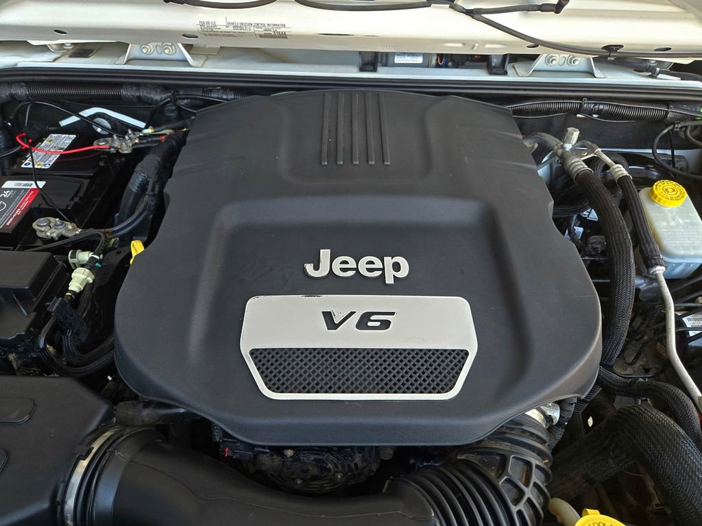 Used 2018 Jeep Wrangler Unlimited Sport S image 25