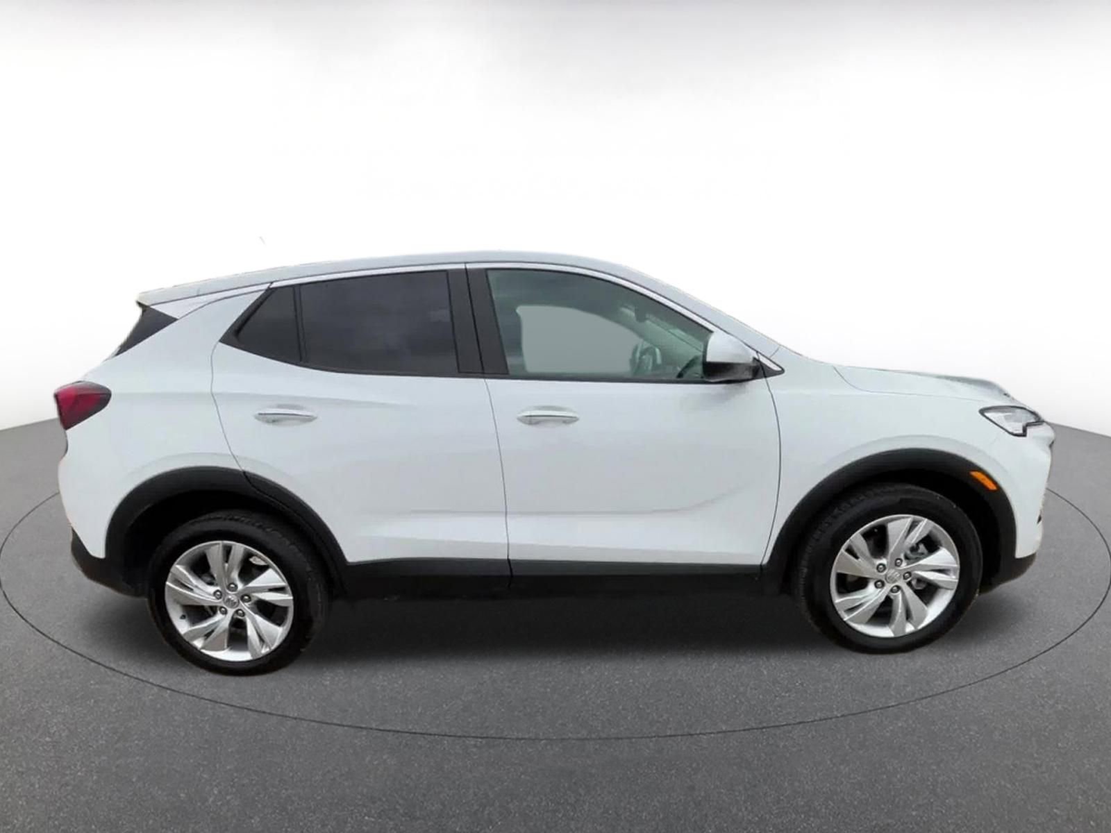 Used 2025 Buick Encore GX Preferred image 18