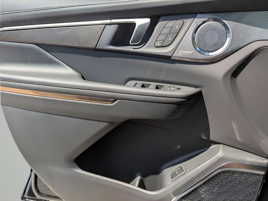 New 2026 Buick Enclave Avenir w/ Super Cruise Package image 11