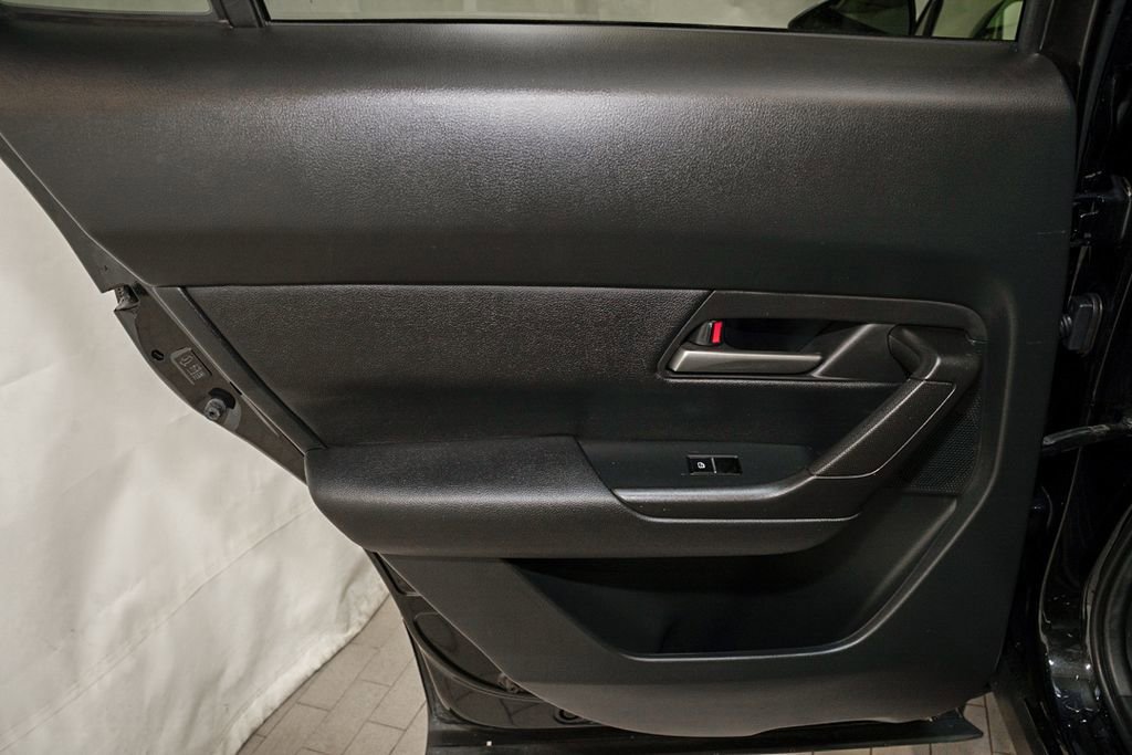 Used 2023 MAZDA CX-50 2.5 S w/ Preferred Plus Pkg AWD/4WD image 11