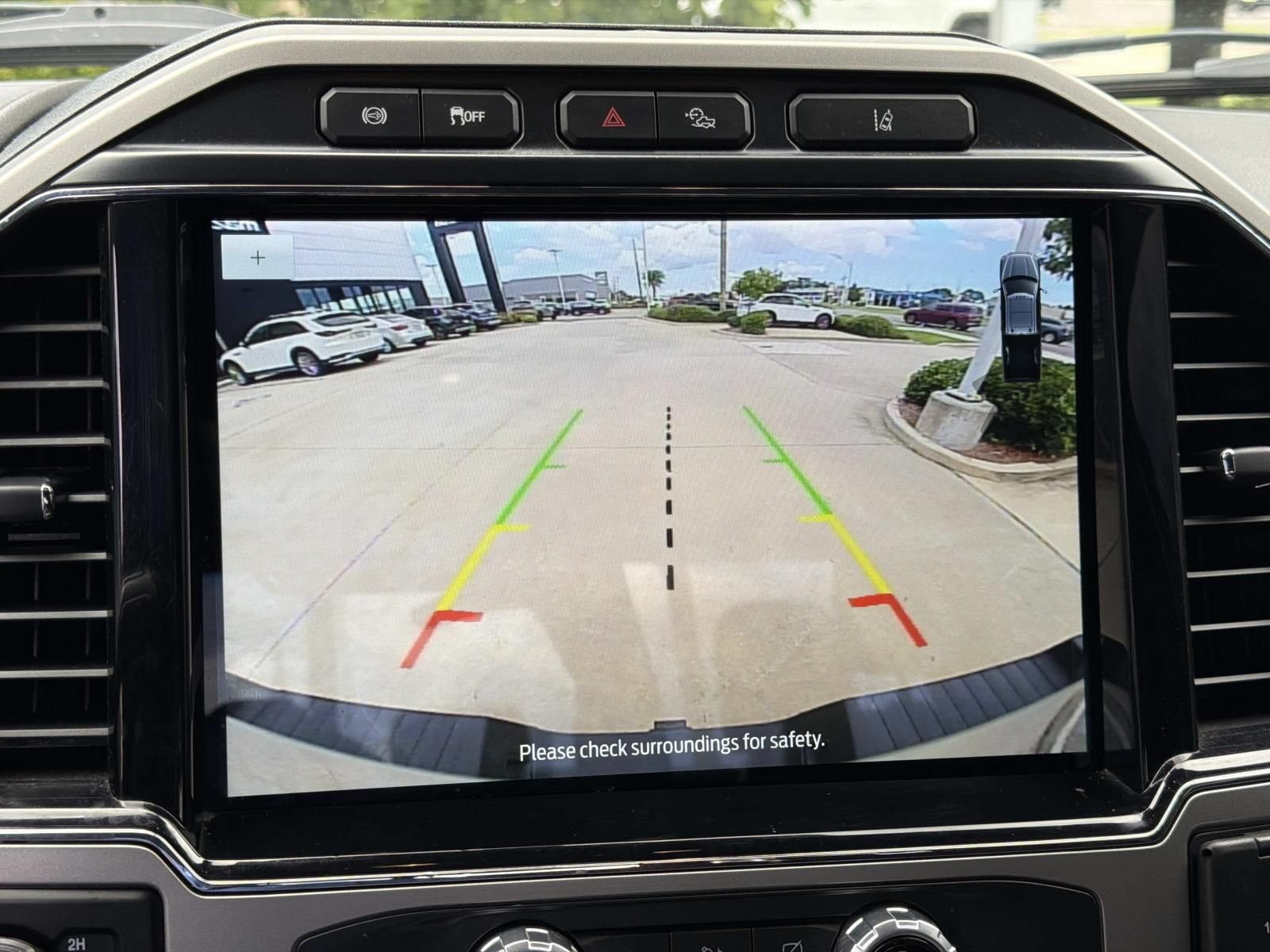 Used 2022 Ford F250 Lariat w/ Tremor Off-Road Package AWD/4WD image 25