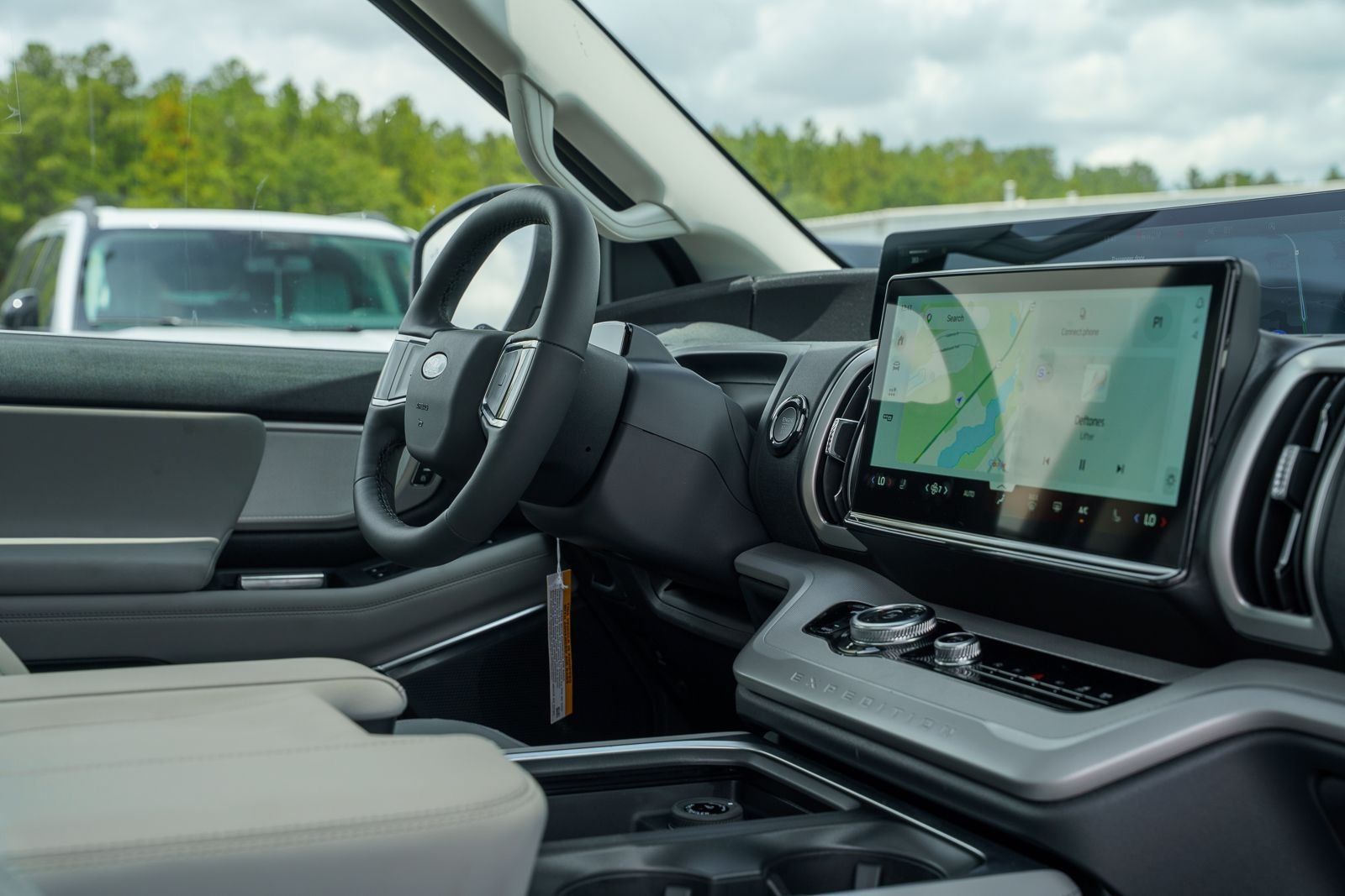 New 2027 Ford Expedition Active RWD image 10