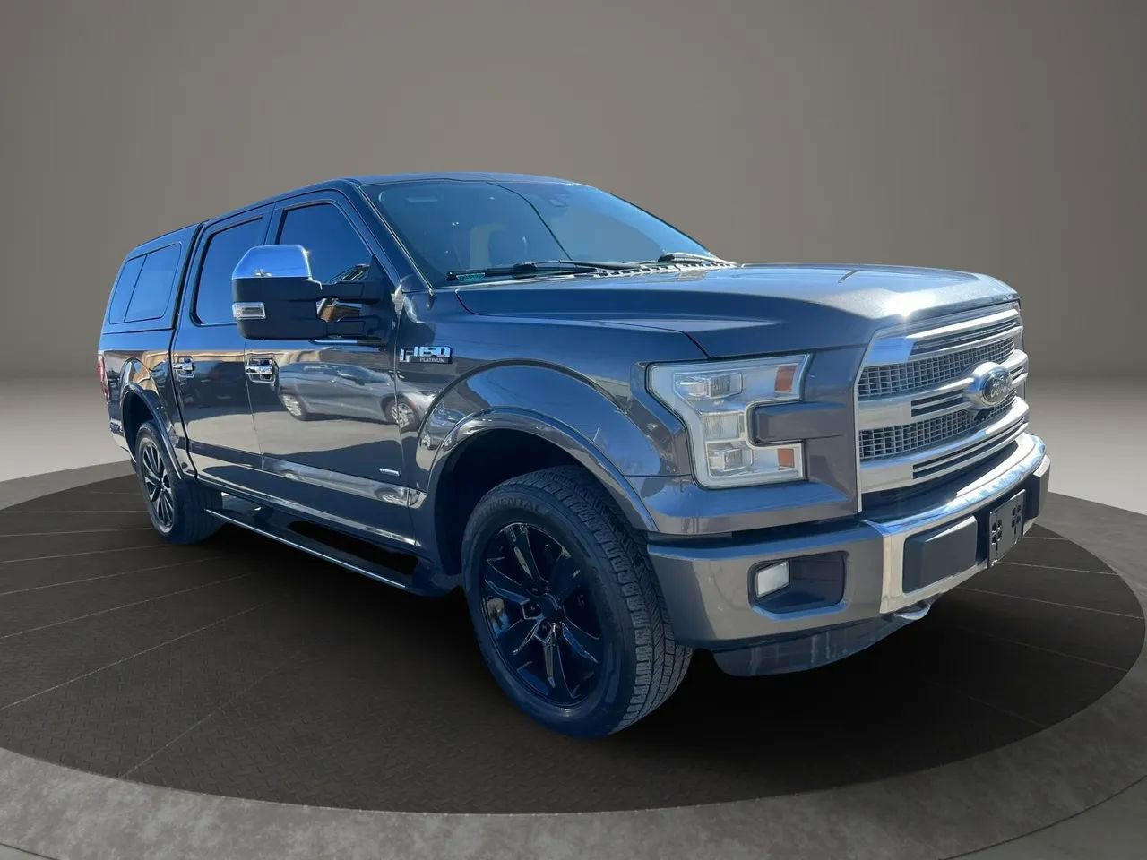 Used 2015 Ford F150 Platinum w/ Equipment Group 701A Luxury image 3