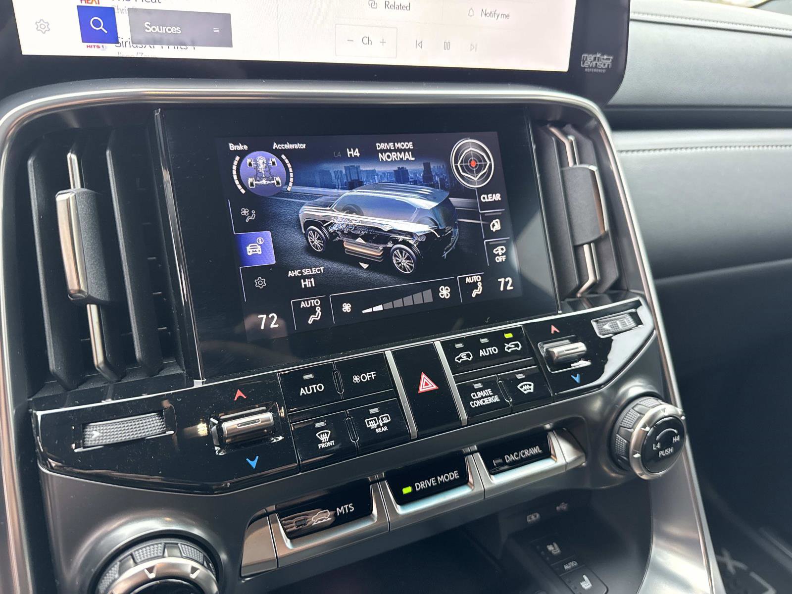 Certified 2025 Lexus LX 700h Overtrail image 25