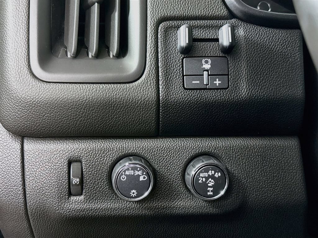 Used 2017 Chevrolet Colorado ZR2 AWD/4WD image 11
