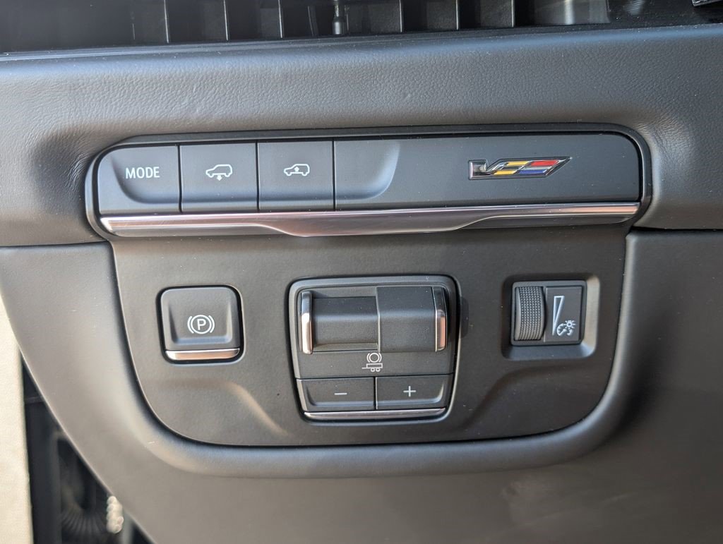 Certified 2026 Cadillac Escalade V w/ LPO, ONYX Package image 29