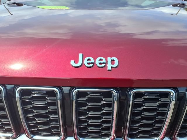 Certified 2023 Jeep Grand Cherokee L Limited AWD/4WD image 11