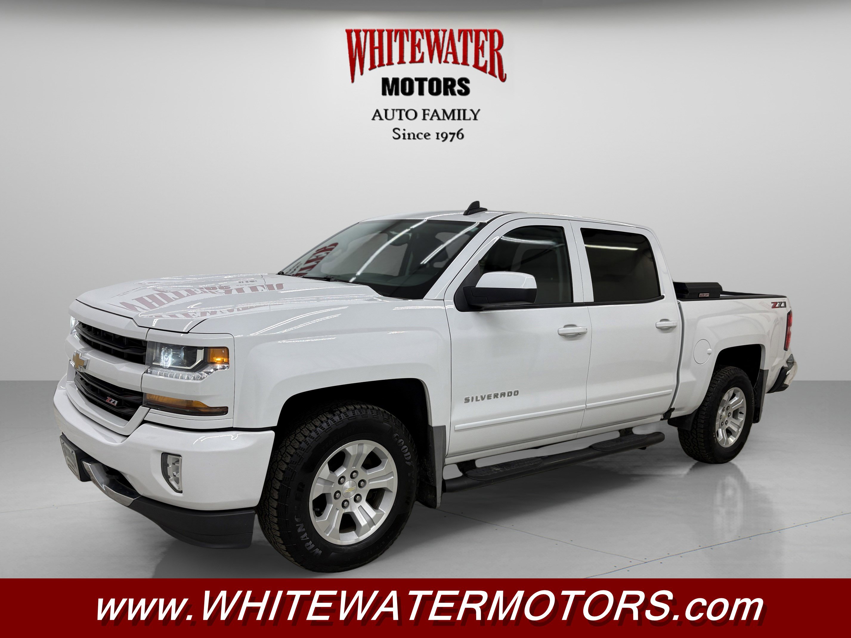 Used 2018 Chevrolet Silverado 1500 LT w/ All Star Edition AWD/4WD image 1