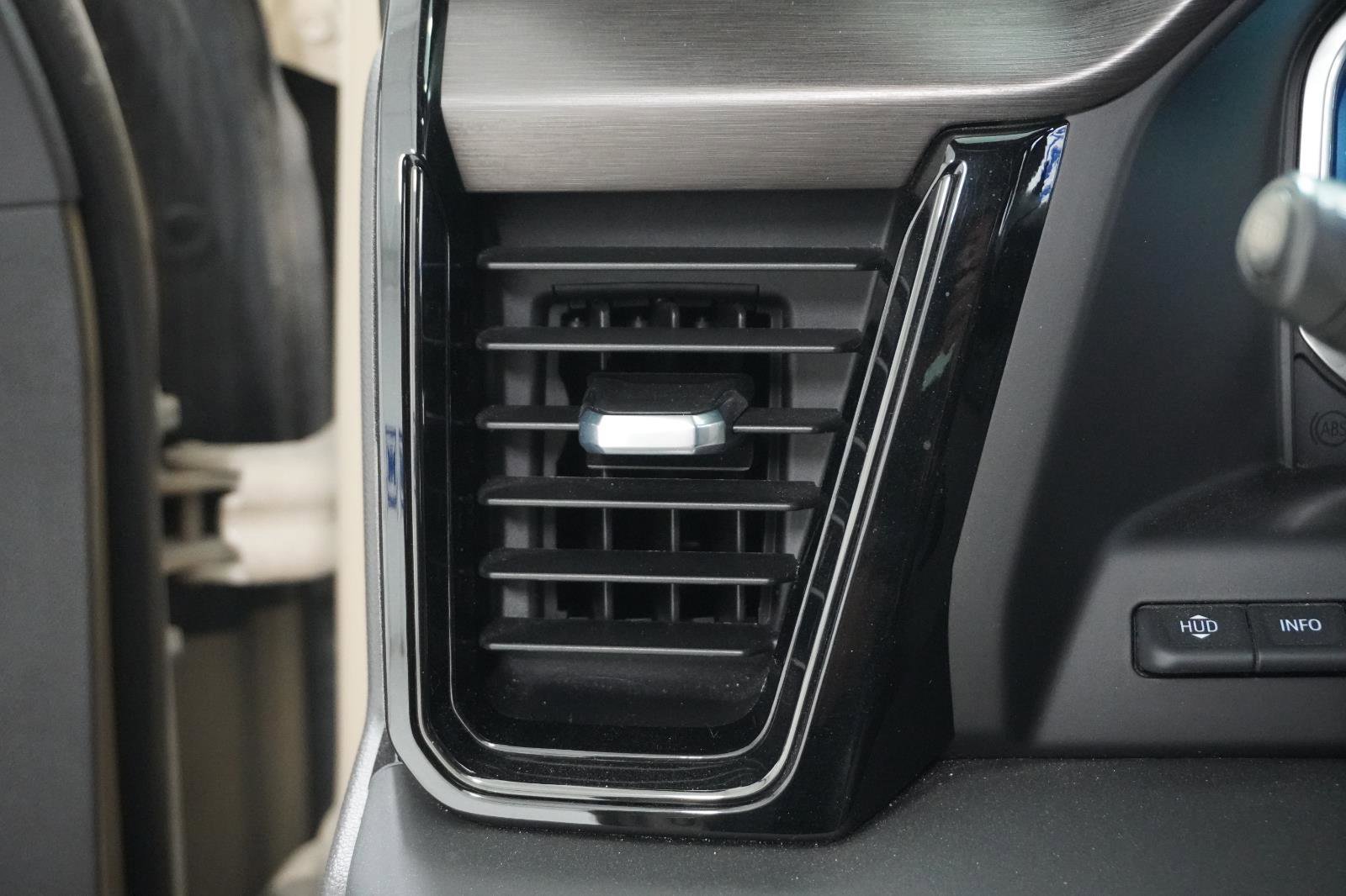 Used 2022 GMC Sierra 1500 AT4 w/ AT4 Premium Package image 19