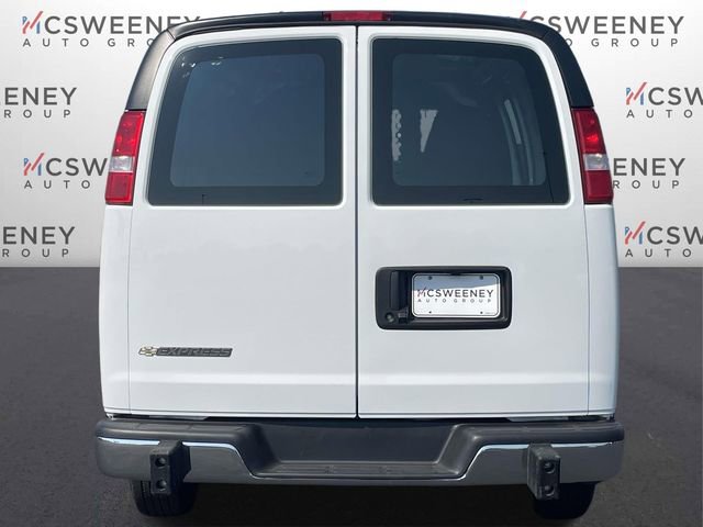 Used 2024 Chevrolet Express 2500 w/ Driver Convenience Package image 4