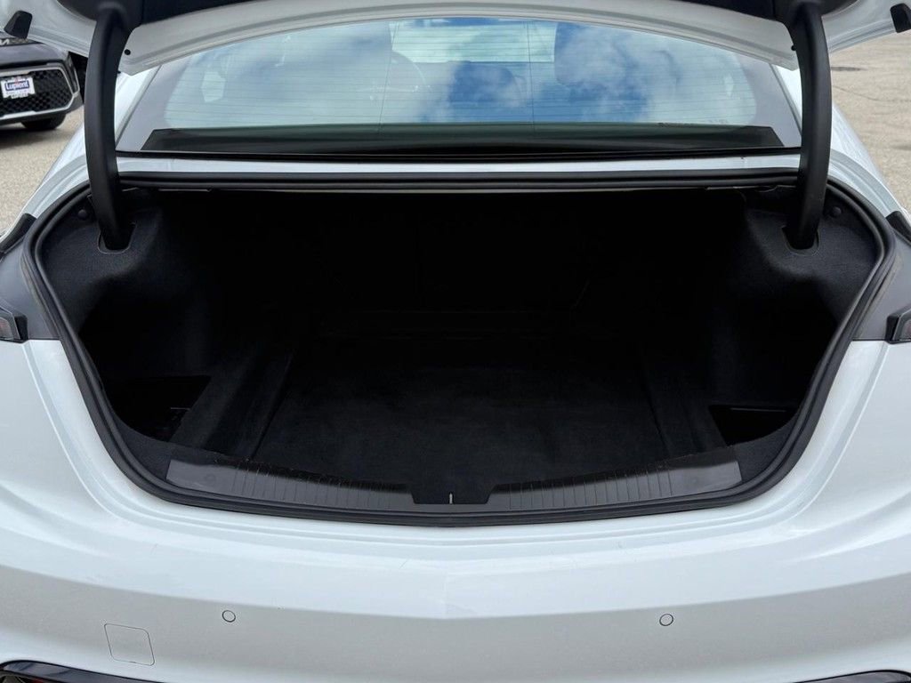 Used 2025 Cadillac CT5 V RWD image 5