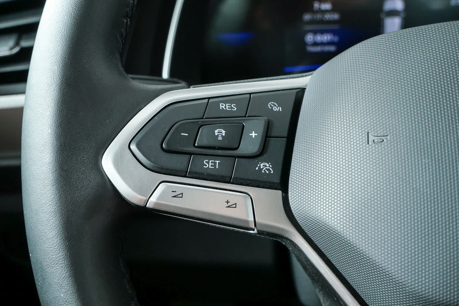 Certified 2024 Volkswagen Jetta S FWD image 13