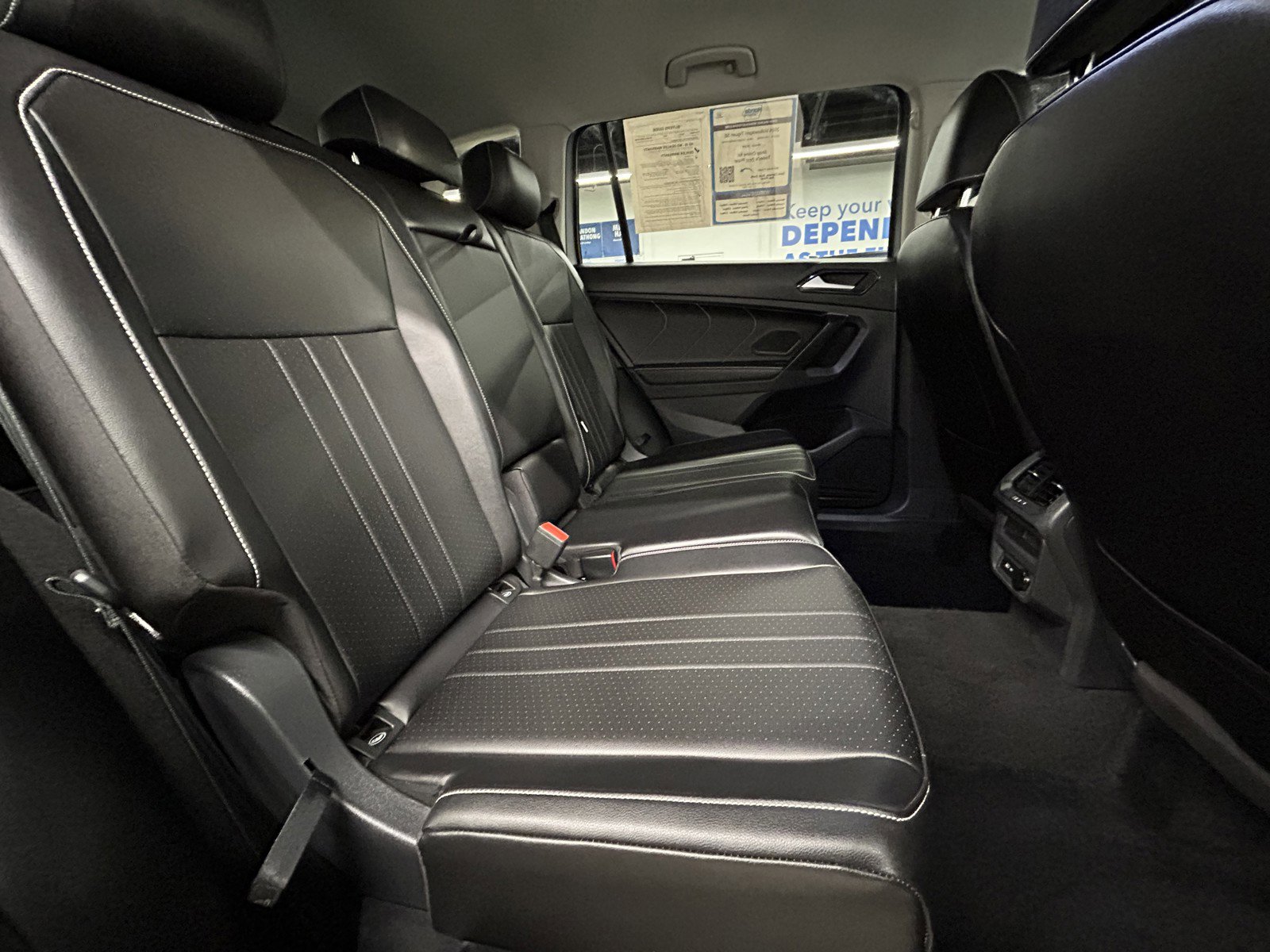 Used 2024 Volkswagen Tiguan SE image 15