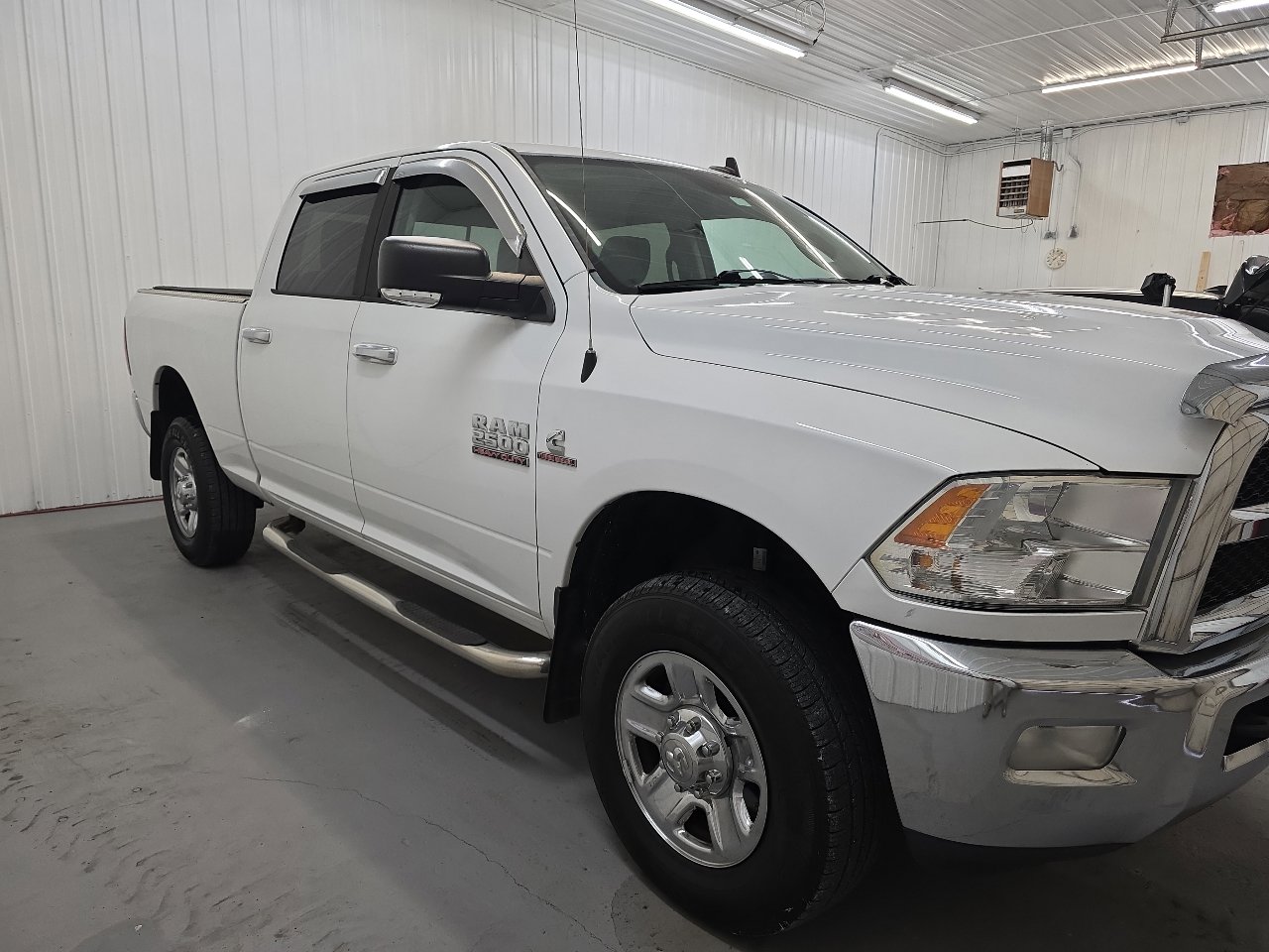 Used 2015 RAM 2500 SLT w/ Luxury Group image 14