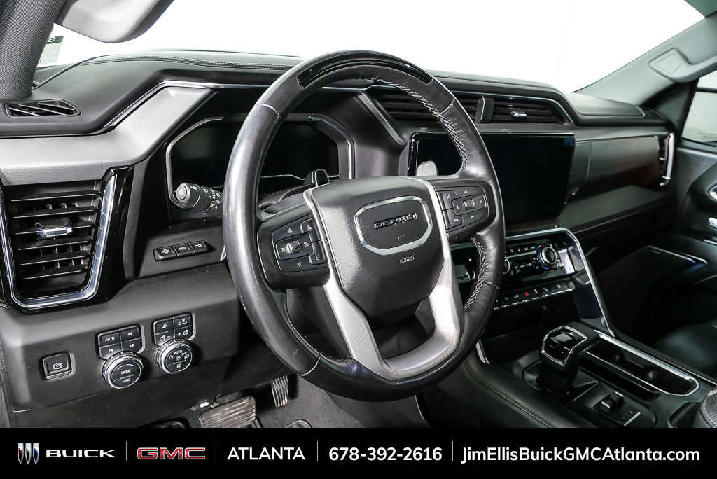 Used 2024 GMC Sierra 1500 Denali AWD/4WD image 4
