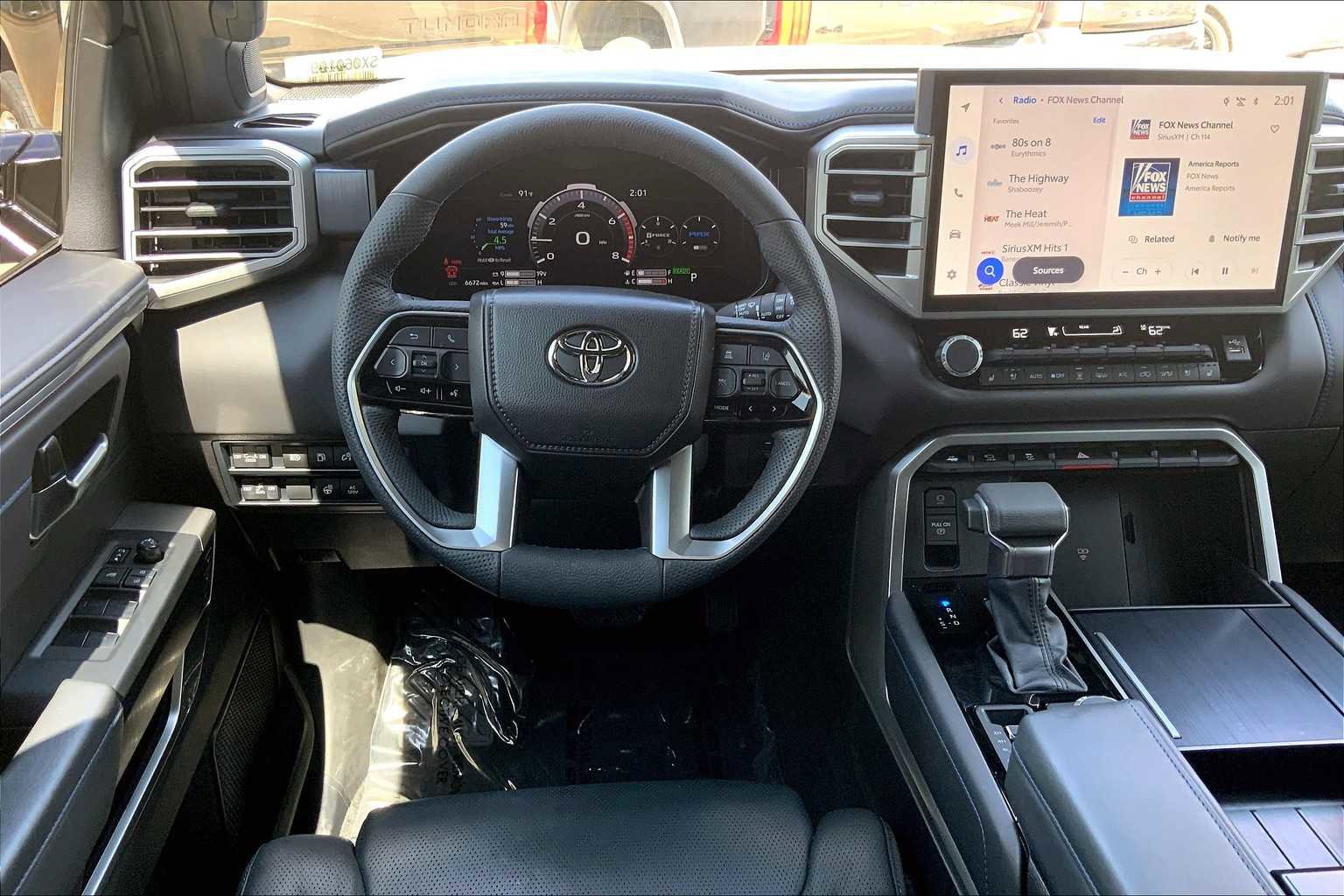 Used 2025 Toyota Sequoia Platinum image 5