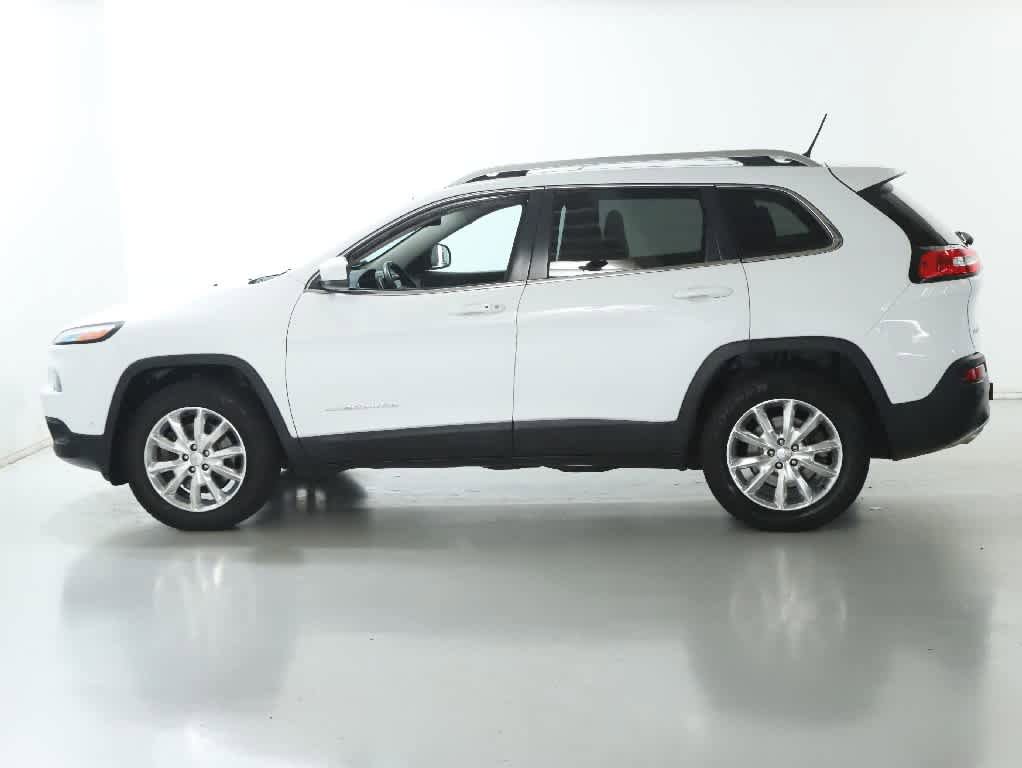Used 2014 Jeep Cherokee Limited w/ Technology Group AWD/4WD image 40
