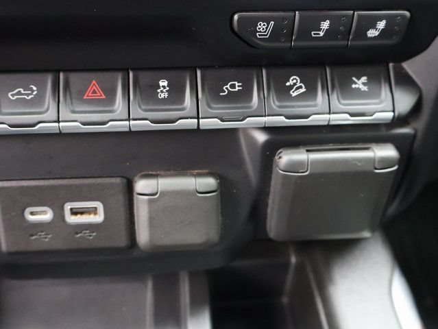 Used 2022 GMC Sierra 3500 Denali AWD/4WD image 36