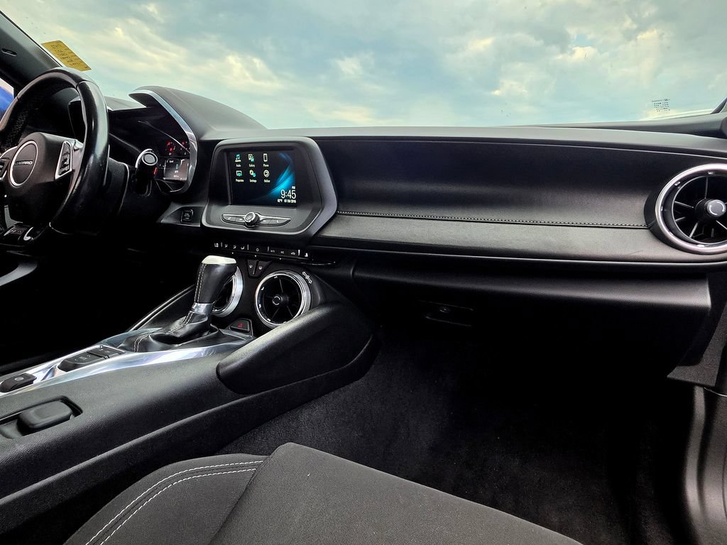 Used 2017 Chevrolet Camaro LT RWD image 44