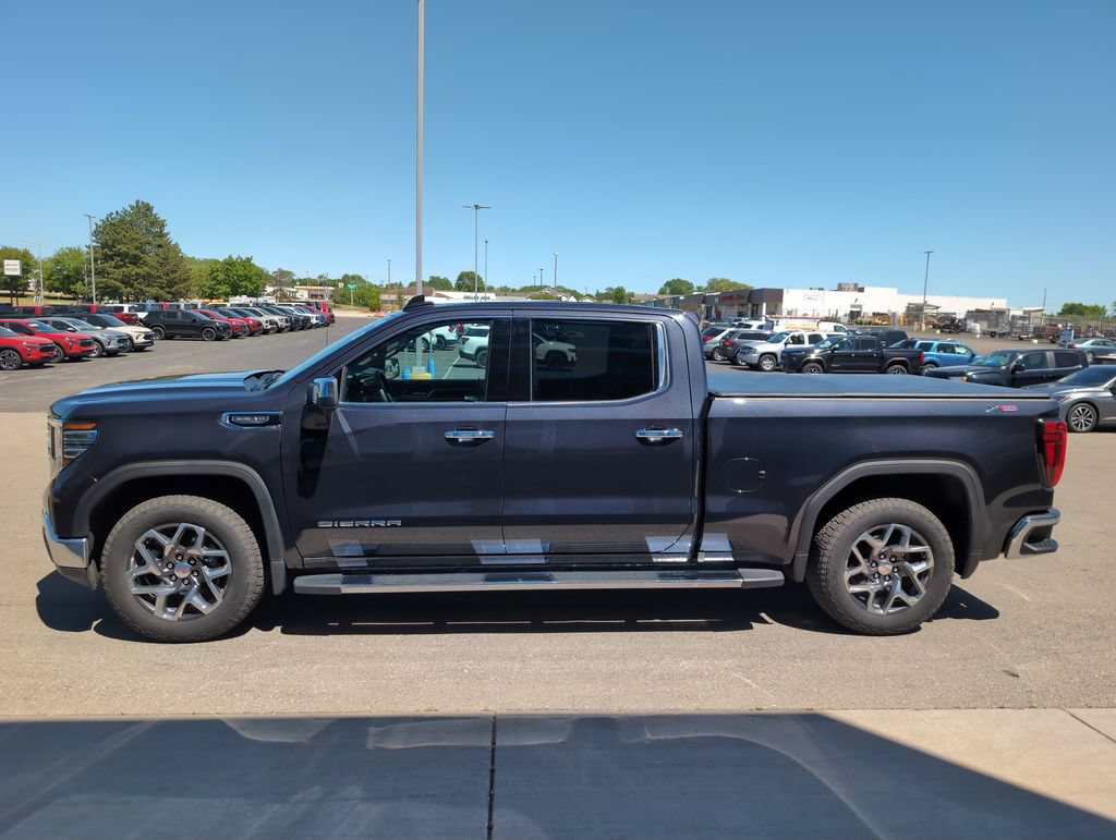 Used 2026 GMC Sierra 1500 SLT w/ SLT Premium Plus Package AWD/4WD image 5