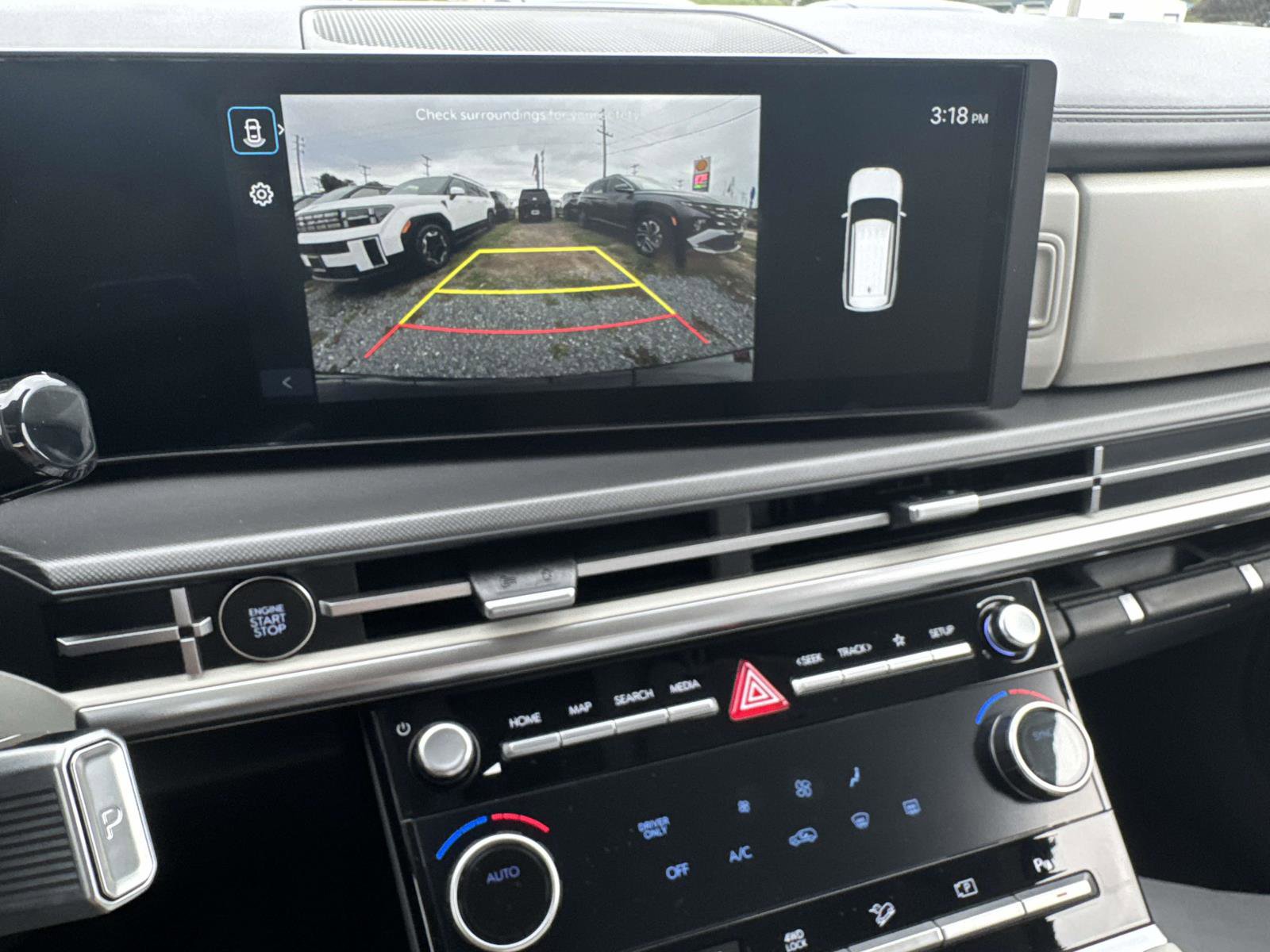 New 2026 Hyundai Santa Fe SE image 8