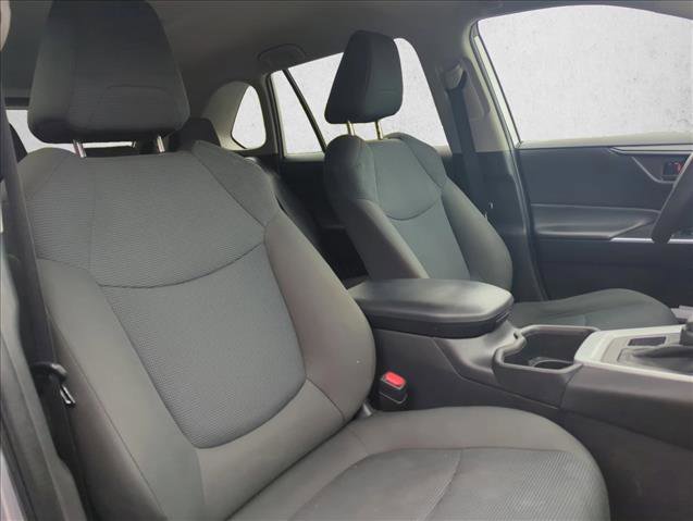 Used 2022 Toyota RAV4 LE image 24