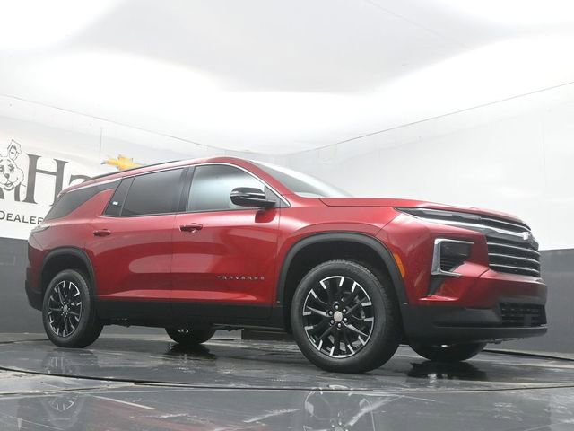 New 2026 Chevrolet Traverse LT image 2