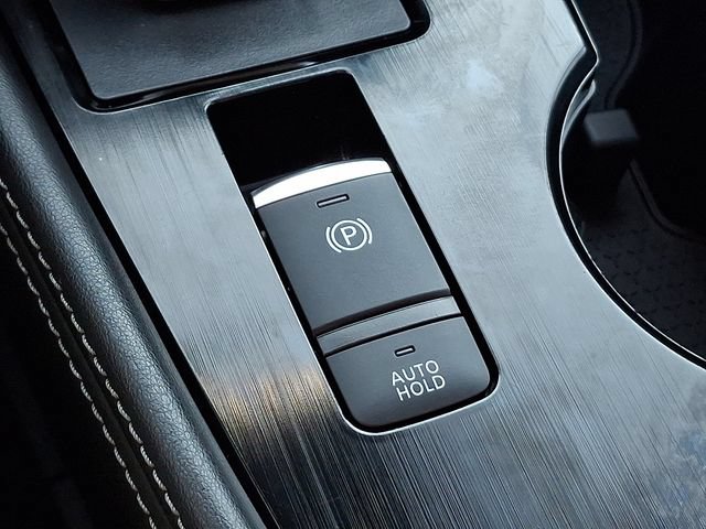 Used 2023 Nissan Rogue Platinum AWD/4WD image 25