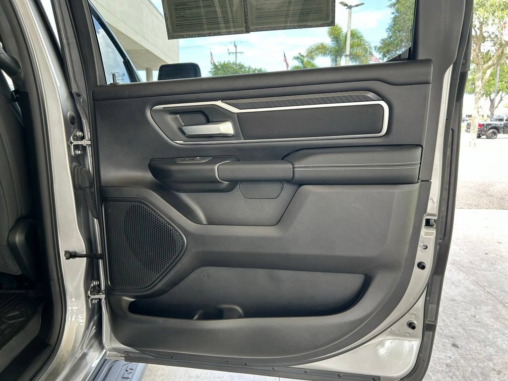 Used 2025 RAM 1500 Big Horn AWD/4WD image 33