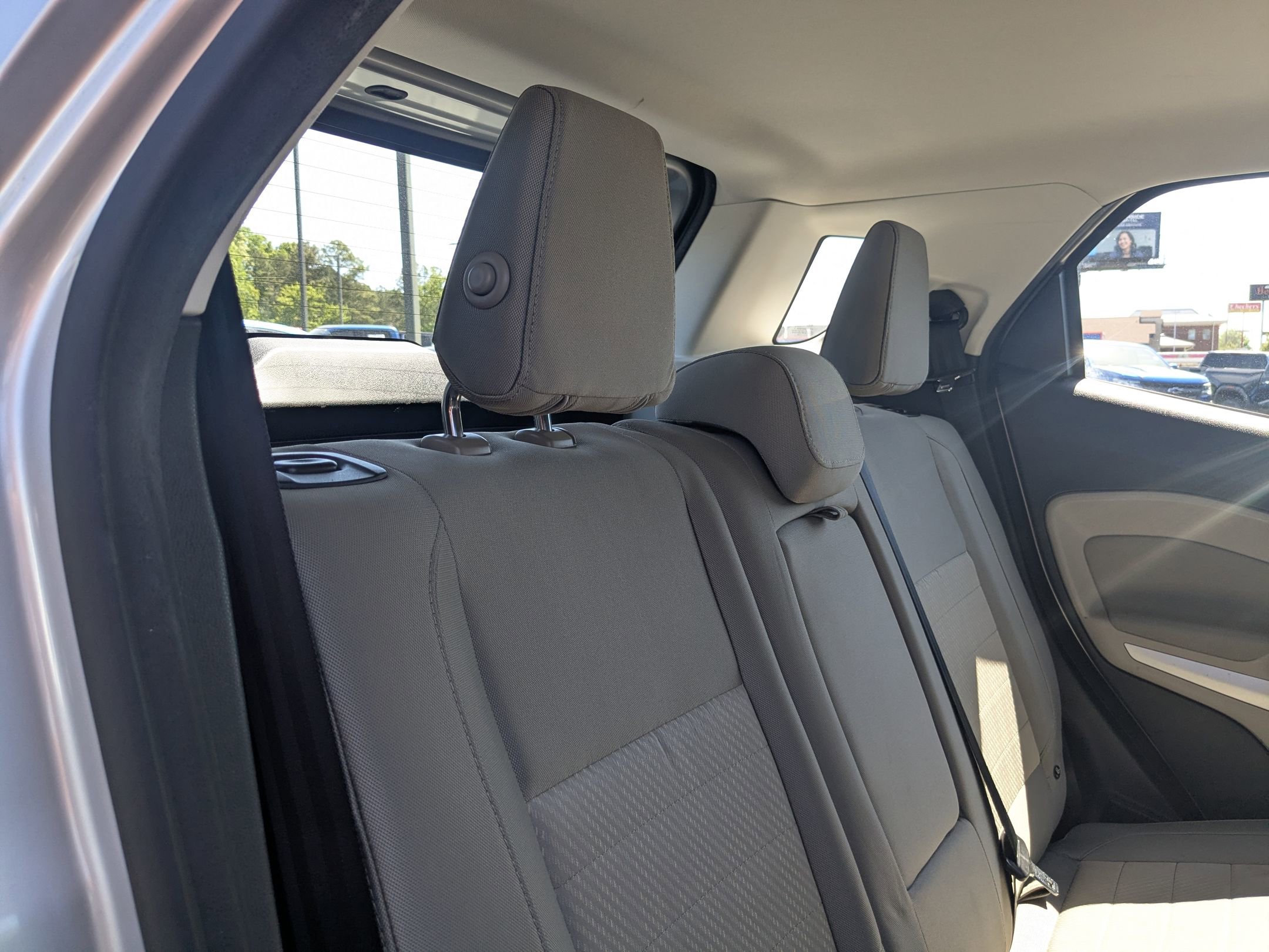 Used 2021 Ford EcoSport S FWD image 23