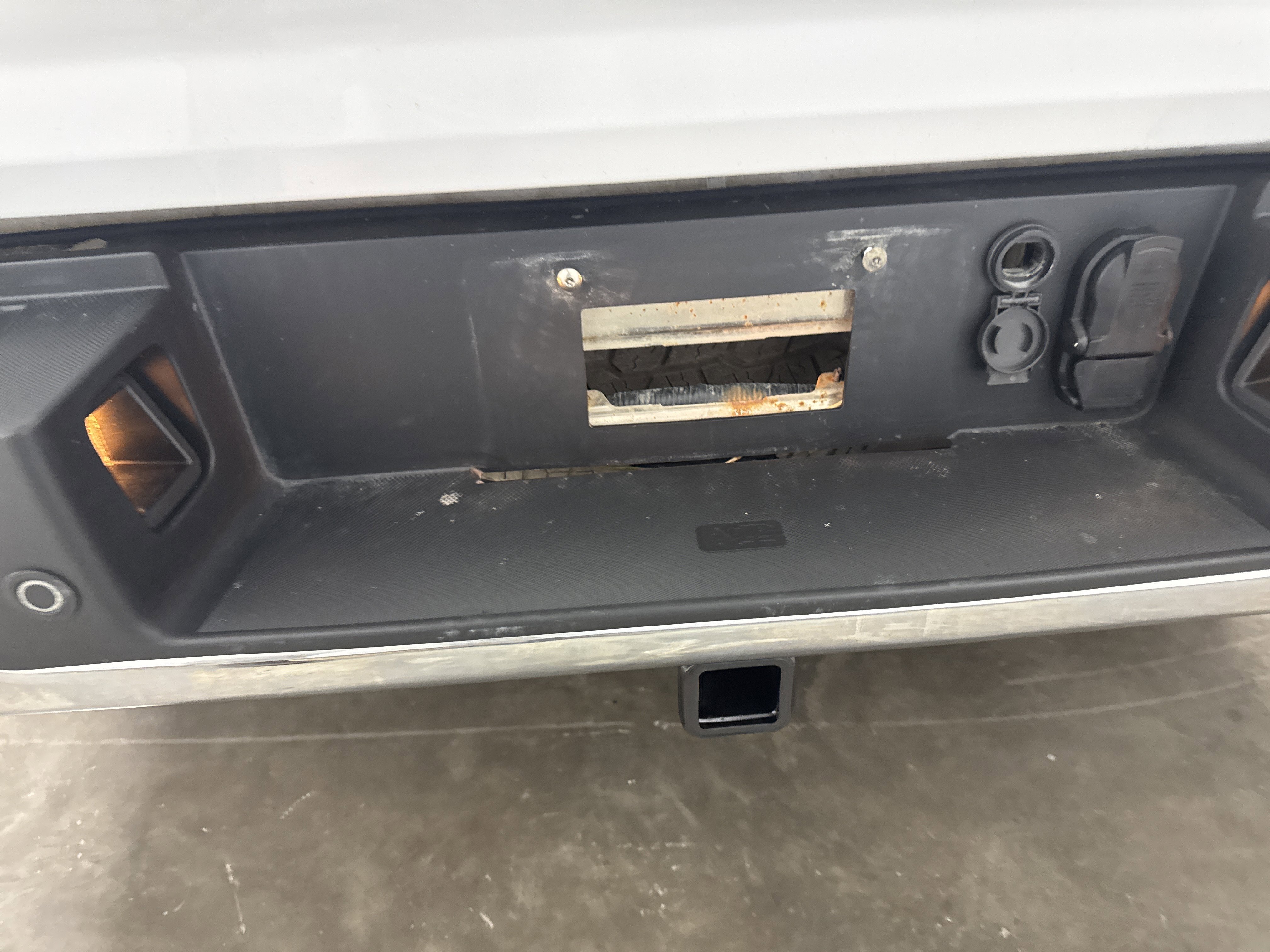 Used 2024 Ford F150 XLT w/ Mobile Office Package image 27