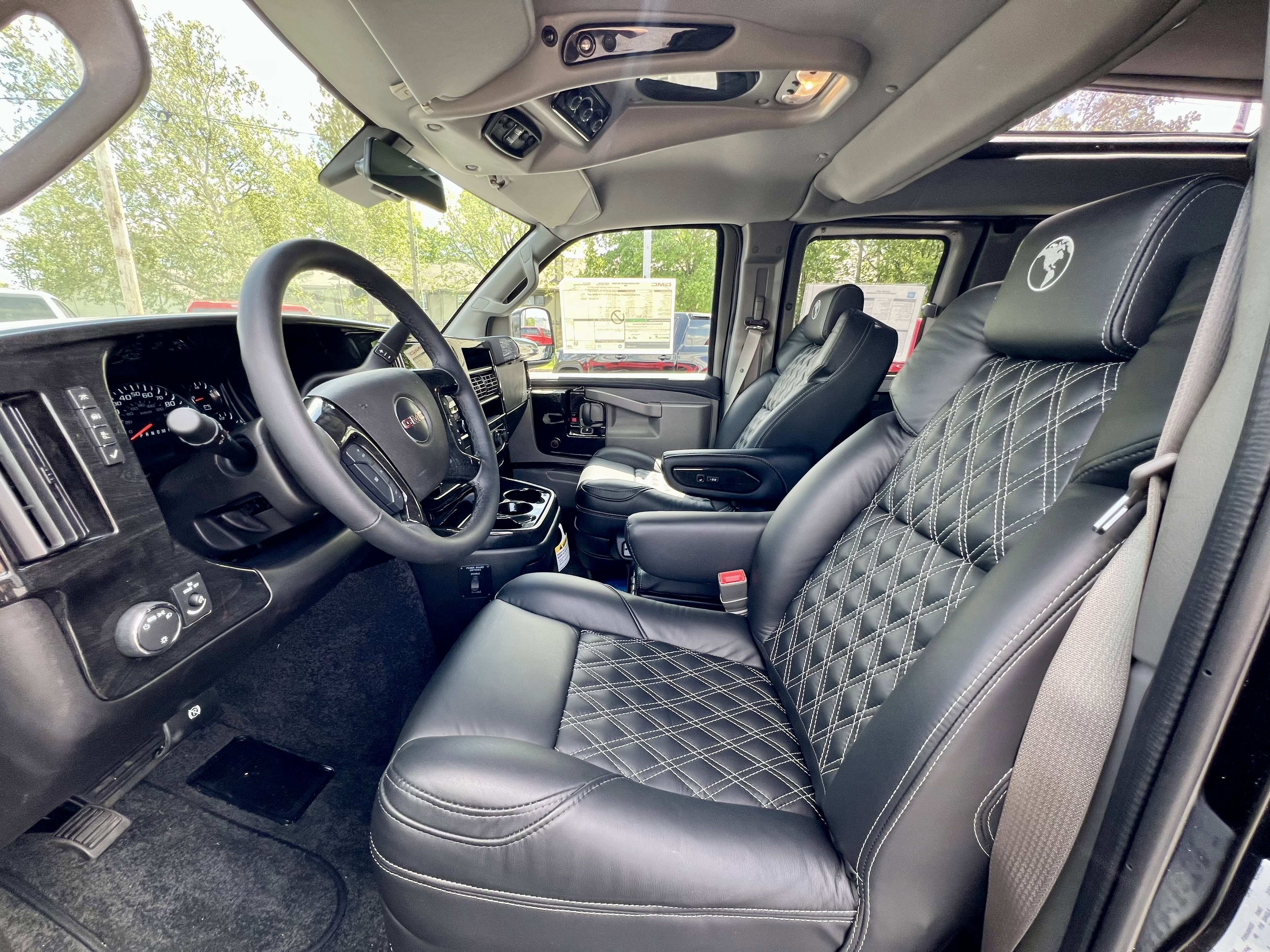 New 2026 GMC Savana 2500 Extended RWD image 15