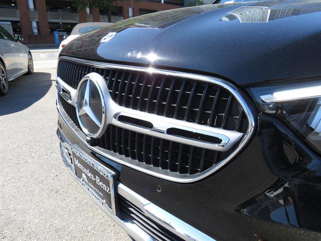 Used 2023 Mercedes-Benz GLC 300 4MATIC image 24