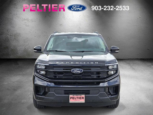 New 2026 Ford Expedition Active RWD image 2