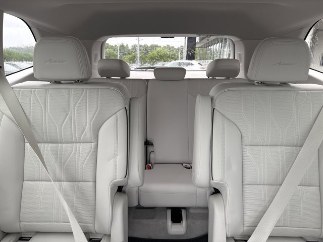 New 2026 Buick Enclave Avenir w/ Super Cruise Package FWD image 19