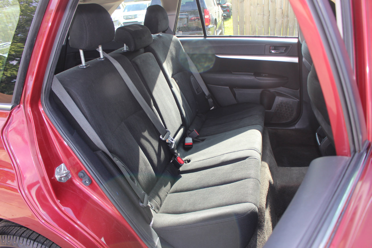 Used 2014 Subaru Outback 2.5i w/ Alloy Wheel Package image 30