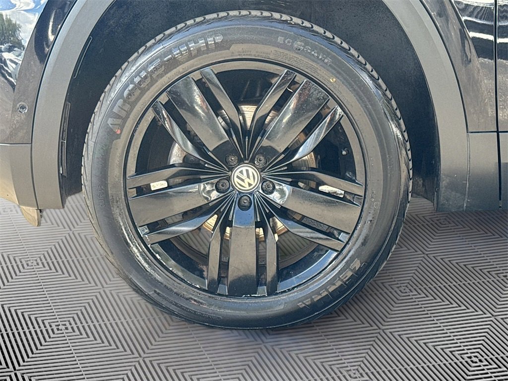 Used 2018 Volkswagen Atlas SEL Premium image 35